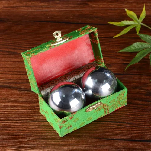 Vista 4 de BRABUD 1.9 pulgadas, un par de bolas de salud de Baoding, bolas de estrés chinas para aliviar el estrés con campanadas (plateado)