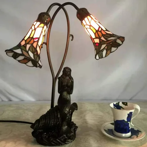 Vista 9 de Bieye L10625 Lámpara de mesa con diseño de sirena y lirio, estilo Tiffany, 20 pulgadas de alto