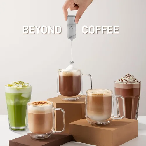 Vista 5 de Varita de espumador de leche mini y potente – Potente espumador de café de mano, mezclador de bebidas operado con batería – Tamaño de bolsillo
