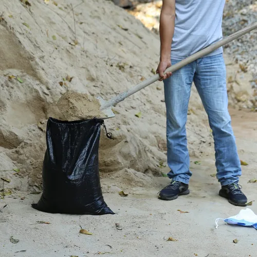 Vista 2 de Bolsas de arena de polietileno tejidas vacías de 19 x 24 pulgadas, protección UV, anti-UV, 3 años, con lazos, bolsas de arena resistentes