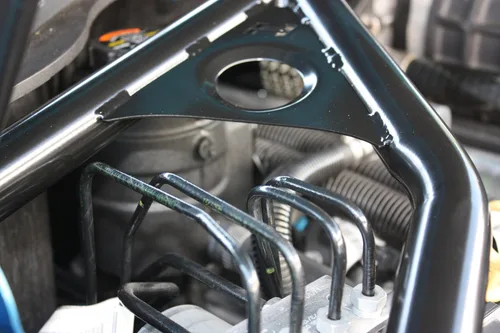 Vista 9 de Hotchkis 20109 Chassis Max Strut Brace para Camaro 2010
