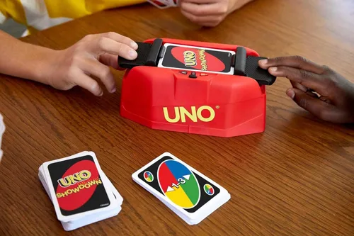 Vista 6 de Mattel Games UNO Showdown