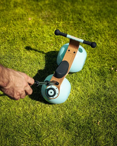 Vista 5 de Early Rider Bella Velio Bicicleta de equilibrio para bebés y niños pequeños de 12 a 24 meses Azul-cielo