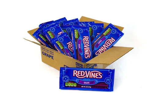 Vista 2 de Red Vines Regaliz, giros de sabor a uva, dulces suaves y masticables, bandejas de 5 onzas (paquete de 12)