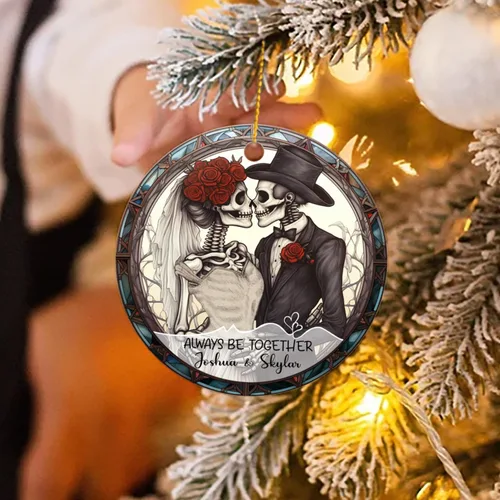 Vista 5 de Adorno de Navidad personalizado de esqueleto de novia y novio 2025, adorno de esqueleto de pareja con texto personalizado para bodas comprometidas