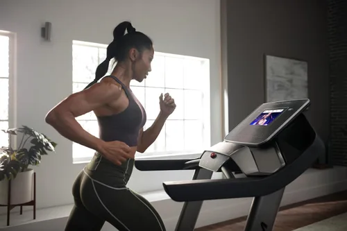Vista 7 de ProForm Pro Treadmills: Smart Treadmills for Walking and Running with SpaceSaver Design