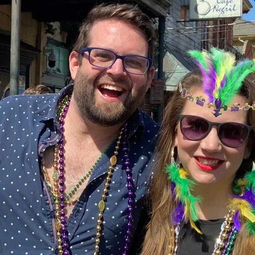 Vista 9 de NVENF Diademas de Mardi Gras, accesorios de Mardi Gras, tocados de plumas, máscara de flor de lis, diademas de carnaval para el desfile
