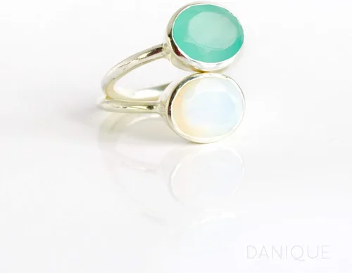 Vista 126 de Oval Birthstone Ring Bezel Set in Vermeil Gold, Sterling Silver, or Rose Gold, Stacking Birthstone Ring [rOMB]