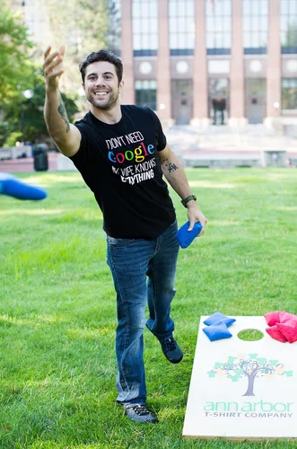 Vista 5 de My Wife Knows Everything! Divertida camiseta para novio y marido