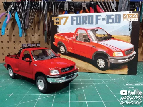 Vista 6 de AMT 1997 Ford F-150 4x4 Pickup Kit de modelo a escala 1:25