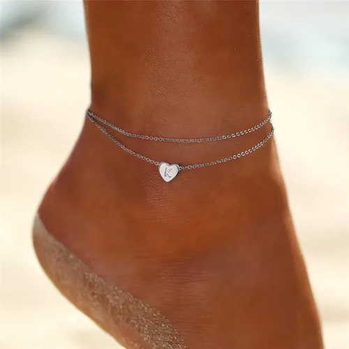 Vista 6 de Tobillera con inicial de corazón de plata para mujer, chapada en oro blanco de 14 quilates, hecha a mano, delicada tobillera en capas con letra