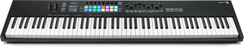 Vista 10 de Novation Launchkey 25 [MK3] teclado controlador MIDI - Integración perfecta con Ableton Live. Modo de acordes, Modo de escala y Arpegiador — Todo