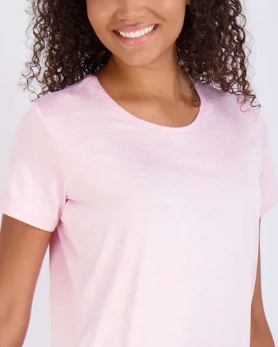 Vista 4 de Real Essentials - Paquete de 5 camisetas deportivas de tela Dry Fit Tech Stretch, de manga corta y cuello redondo, para mujer