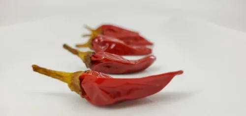 Vista 4 de TuttoCalabria, Pimientos enteros de Calabria en aceite, totalmente naturales, sin OMG, producto de Italia, paquete de Glass Club, 33.5 oz Whole