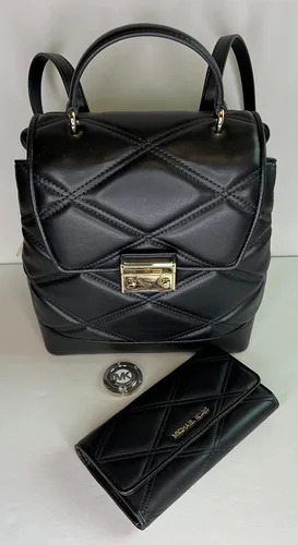 Vista 3 de Michael Kors Serena MD - Mochila con solapa con billetera triple y gancho para bolso, Negro -, Mochila