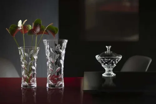 Vista 2 de Jarrón – Vidrio de apertura redonda – Florero – para flores – Rosas – Diseñado – 9.75 pulgadas de alto – por Barski – Fabricado en Europa