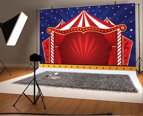 Vista 2 de Laeacco Telón de fondo rojo para tienda de campaña de circo de dibujos animados, rayas rojas y blancas, cortina roja de circo, 5 x 3 pies, fondo