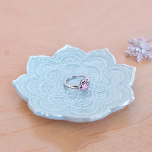 Vista 6 de PUDDING CABIN Plato para anillos de mandala azul, regalo de cumpleaños para amigas, mujeres, madres y niñas