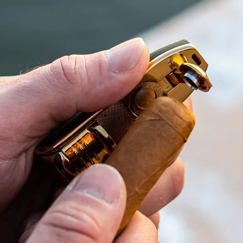 Vista 7 de Encendedor de cigarrillos, con perforador de puros de Tripple Torch