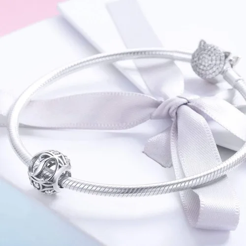 Vista 5 de Dijes de plata de ley 925 con inicial de la A a la Z para pulseras, collares, cuentas del alfabeto de circonita cúbica, regalos personalizados