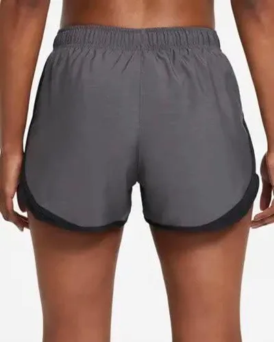Vista 4 de Nike - Pantalón Dri-FIT Tempo Track 3.5 corto para mujer