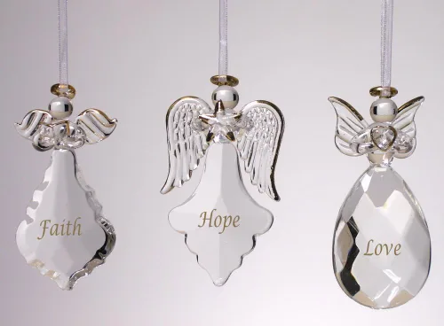 Vista 2 de Faith Hope Love - Juego de 3 adornos de Navidad de ángel de cristal transparente con letras doradas, decoraciones inspiradoras para el árbol