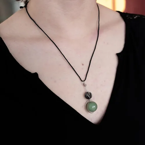 Vista 8 de Collar estimulante para el apoyo en la extracción de cabello y piel Collar táctil personalizado, joyería para hacer nudos y girar