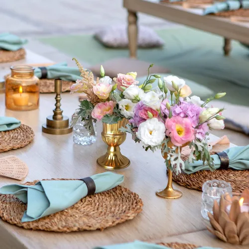 Vista 6 de Jarrones dorados para centros de mesa de boda, juego de 2 jarrones de metal, pequeños centros de mesa, arreglos de flores para boda, recepción