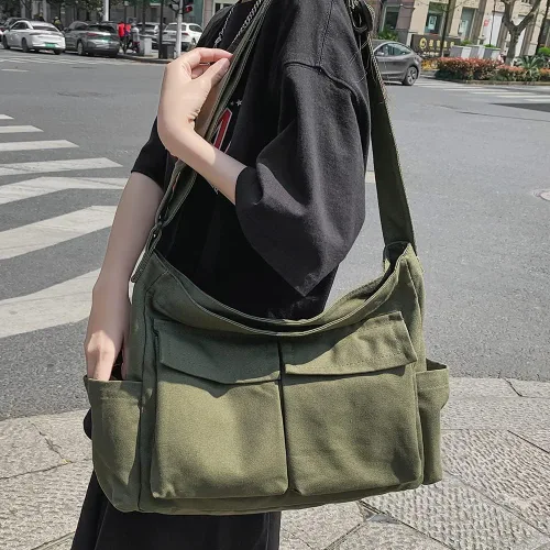 Vista 7 de Bolso bandolera de lona con broches y colgante, lindo, para mujeres y niñas, bolso de hombro casual, estético, para la escuela