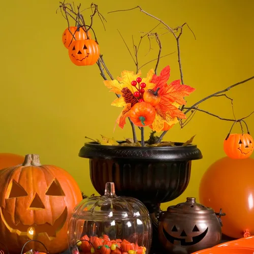Vista 4 de PRETYZOOM 2 piezas de hojas de arce artificiales, ramas de calabaza de Halloween, cosecha, tallos de otoño con bayas, relleno de jarrones de piña