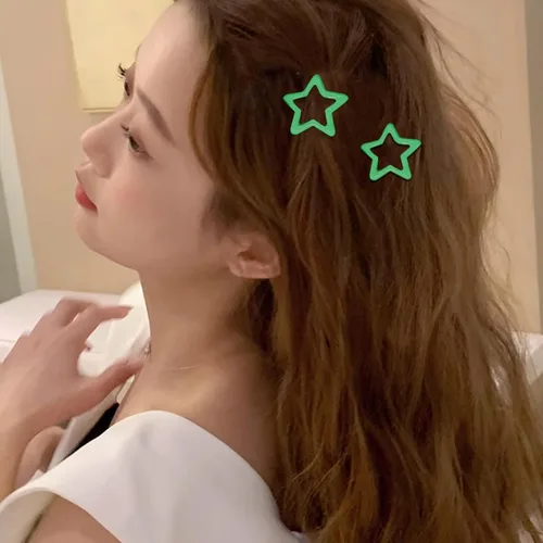 Vista 7 de Pinzas para el pelo Y2k pequeñas Kawaii antideslizantes con estrellas para el cabello, accesorios para mujeres