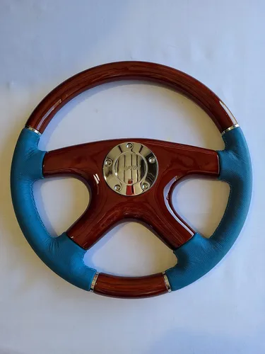 Vista 4 de Raptor Volante de madera de caoba y cuero azul océano de 15