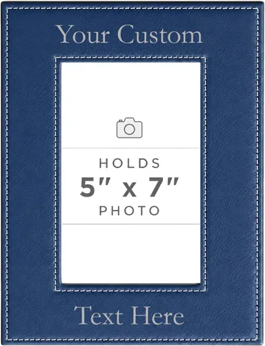 Vista 67 de Marco de fotos de piel sintética de cuero sintético grabado para añadir tu texto personalizado para colgar o en la mesa, marco de fotos familiares