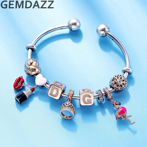 Vista 3 de GEMDAZZ Dijes de plata de ley 925 para el día de San Valentín dije de corazón con texto en inglés I Love You to the Moon and Back flecha de Cupido