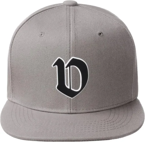 Vista 1037 de Daxton Gorra clásica con visera de billete plano con letras del alfabeto inglés antiguo de la A a la Z