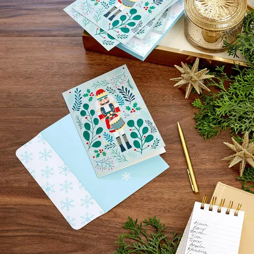 Vista 2 de Hallmark Tarjetas de Navidad en caja, cascanueces verdes (16 tarjetas y 17 sobres)