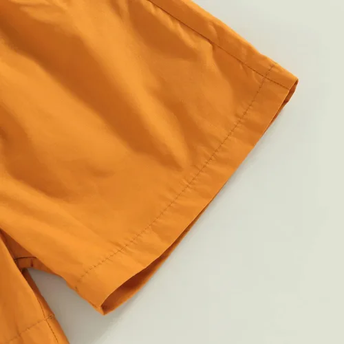 Vista 20 de Conjunto de 2 piezas de camiseta de manga corta con botones y pantalones cortos sólidos para bebé niño