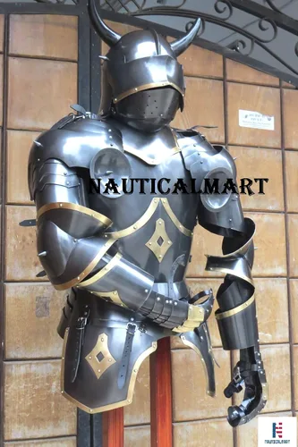 Vista 4 de NauticalMart Caballero medieval medio traje de armadura con cuernos