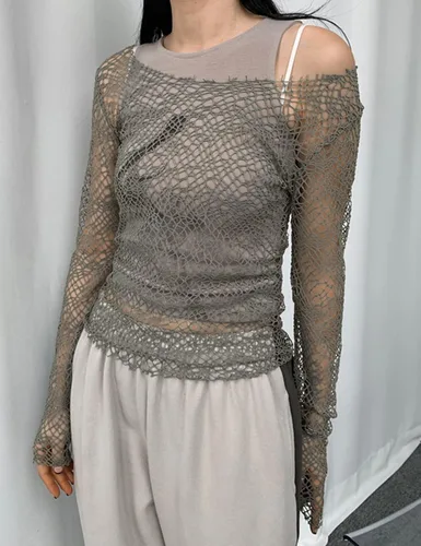 Vista 3 de Yeenily Camiseta de punto de ganchillo para mujer con malla de manga larga transparente