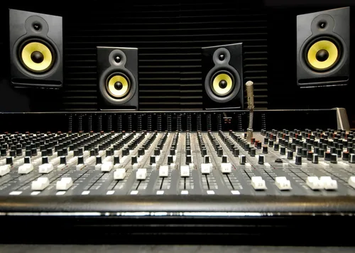 Vista 2 de BELECO Telón de fondo de altavoz de música de tela de 5 x 3 pies para fotografía, consola de mezcla, altavoz Boombox, estudio de grabación, fondo