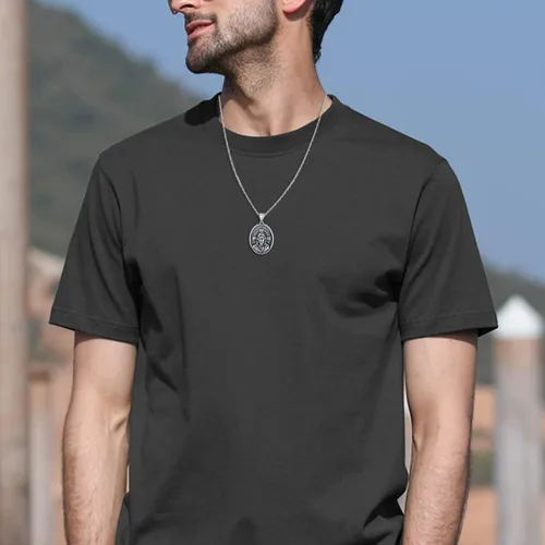 Vista 2 de Saint Patron Necklace for Men Women Stainless Steel St Medal Protection Necklace Catholic Religious Amulet Gifts for Mothers Fathers Day
