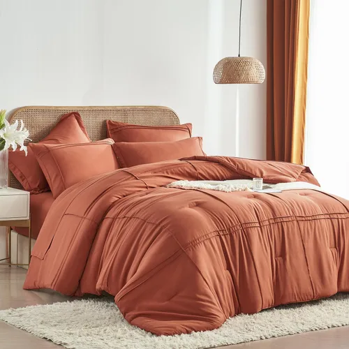 Vista 13 de Yogeneg Juego de edredón tamaño Twin de 5 piezas en una bolsa, juego de ropa de cama Twin con diseño de cuadrícula y pliegues beige, juego