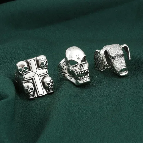 Vista 4 de Eddie Munson Juego de anillos góticos de rock para hombres y mujeres, anillos de piedra de garra de águila y cráneo punk de cerdo, joyería