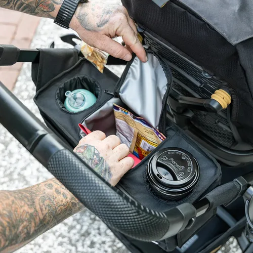 Vista 3 de Tactical Baby Gear Organizador de cochecito – Consola universal para padres con portavasos aislados, bolsillo refrigerador, teléfono frontal