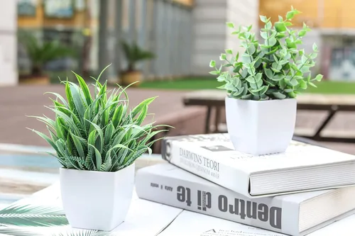 Vista 5 de Un paquete de 6 plantas falsas pequeñas y 2 paquetes de plantas falsas pequeñas, mini plantas artificiales en maceta para mesa, escritorio, hogar