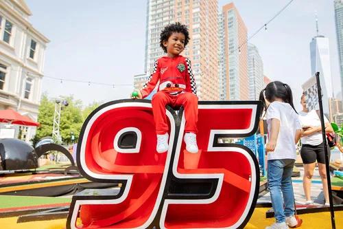 Vista 2 de Disney Pixar Cars Tow Mater Lightning McQueen - Overol para cosplay con cremallera para recién nacidos a niños pequeños