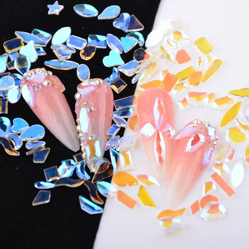 Vista 5 de 100 piezas de diamantes de imitación de cristal Aurora de formas mixtas para arte de uñas, gemas iridiscentes transparentes desnudas con parte