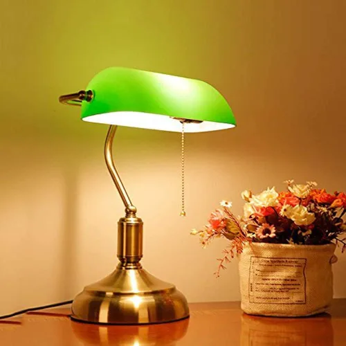 Vista 2 de Lámpara de escritorio europea estilo tradicional retro para banqueros con pantalla de vidrio verde, lámpara de escritorio para sala de estar
