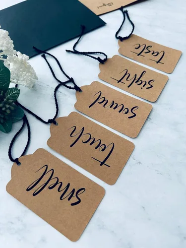 Vista 3 de Five 5 Senses - Juego de tarjetas de felicitación - Being with You Makes Perfect Sense, I Love You with All of My Senses - Tarjetas de aniversario