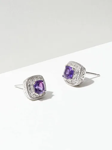 Vista 6 de Amazon Essentials Aretes de plata de ley con piedra natal de corte cojín y zafiro blanco creado (anteriormente colección Amazon)